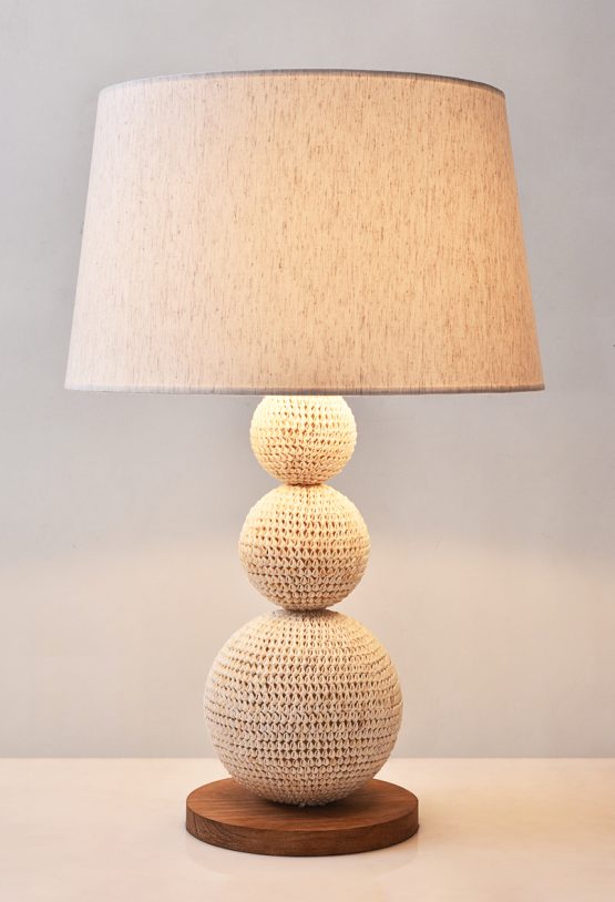 Carioca Shell Table Lamp &mdash; KY-LIT-TBL-019